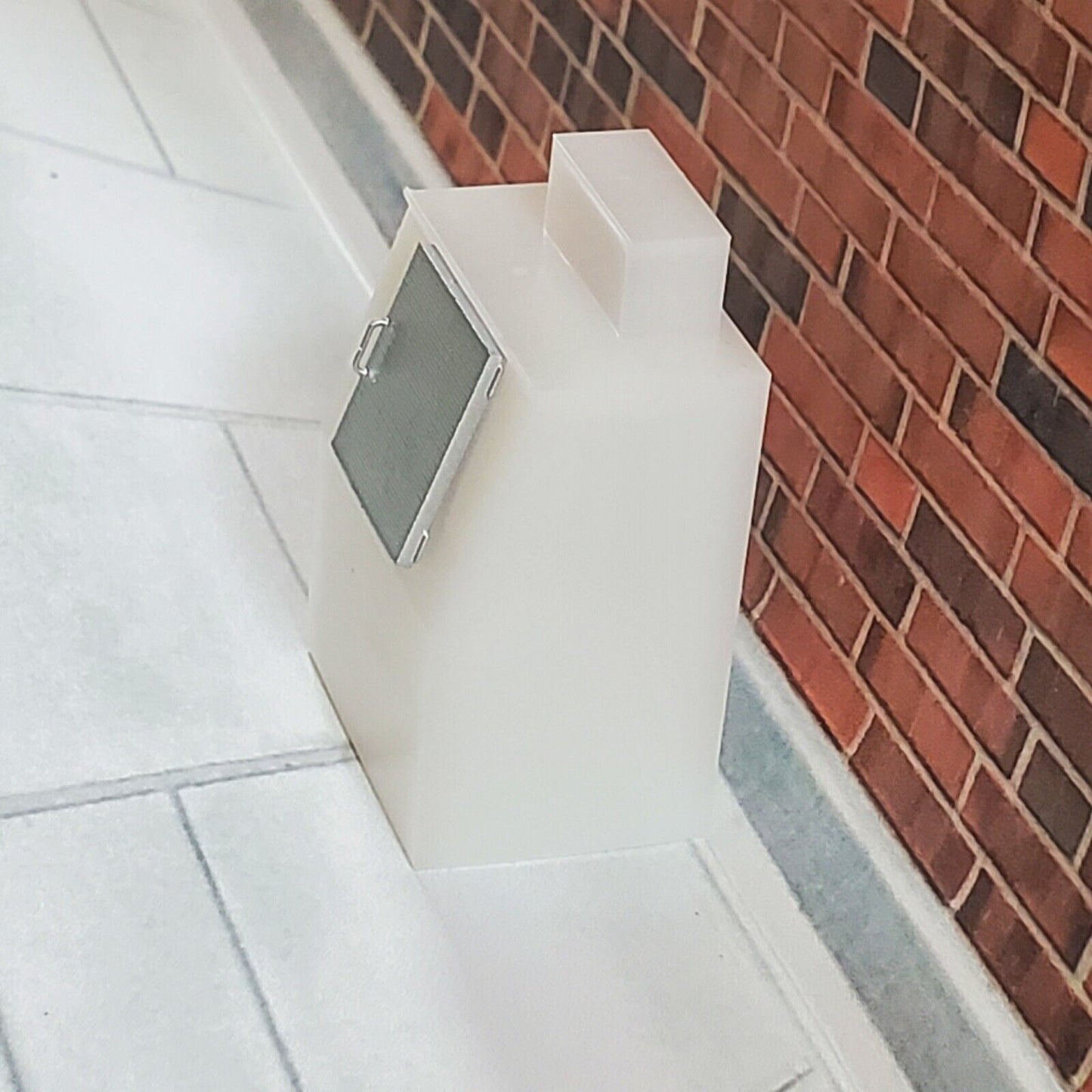 O Scale Bagged Ice Cooler Pack of 2 for Model Railroad Diorama