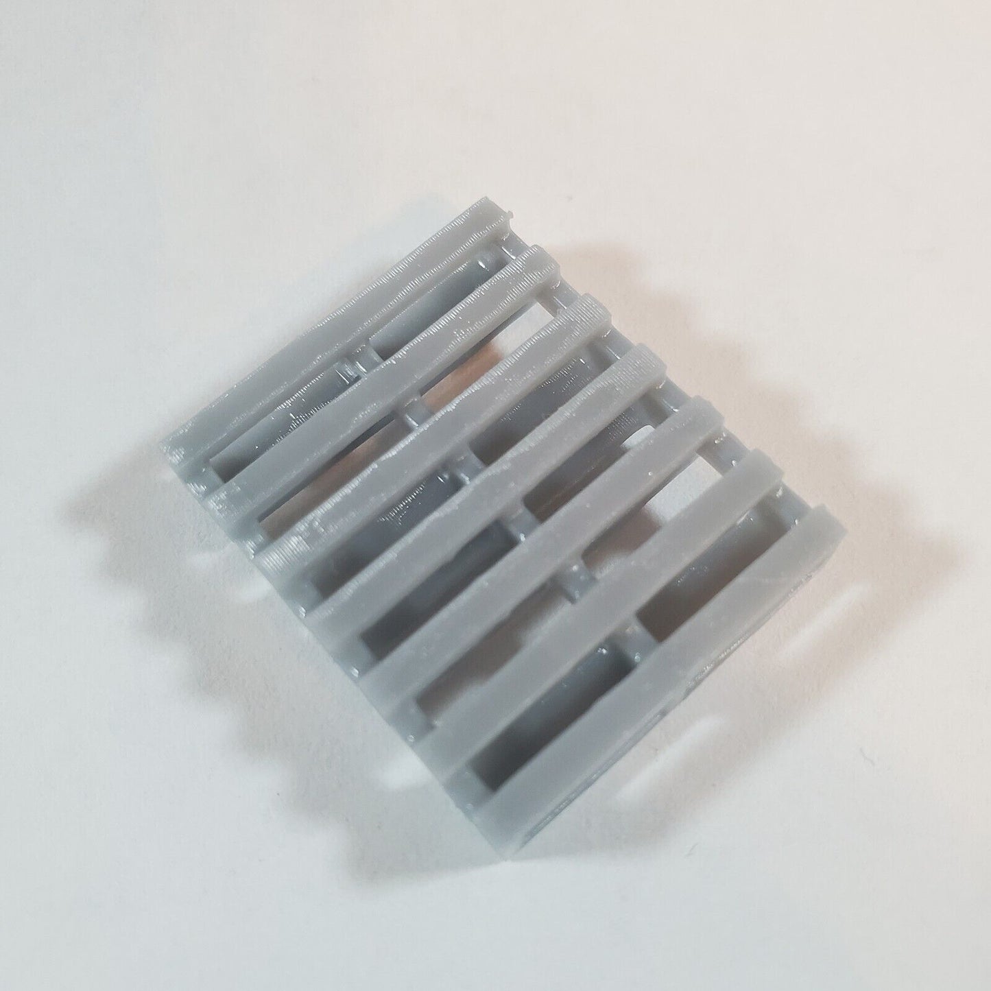 S Scale (1:64) Pallets for Model Railroad Diorama 40X48 scale inches 18 Pack