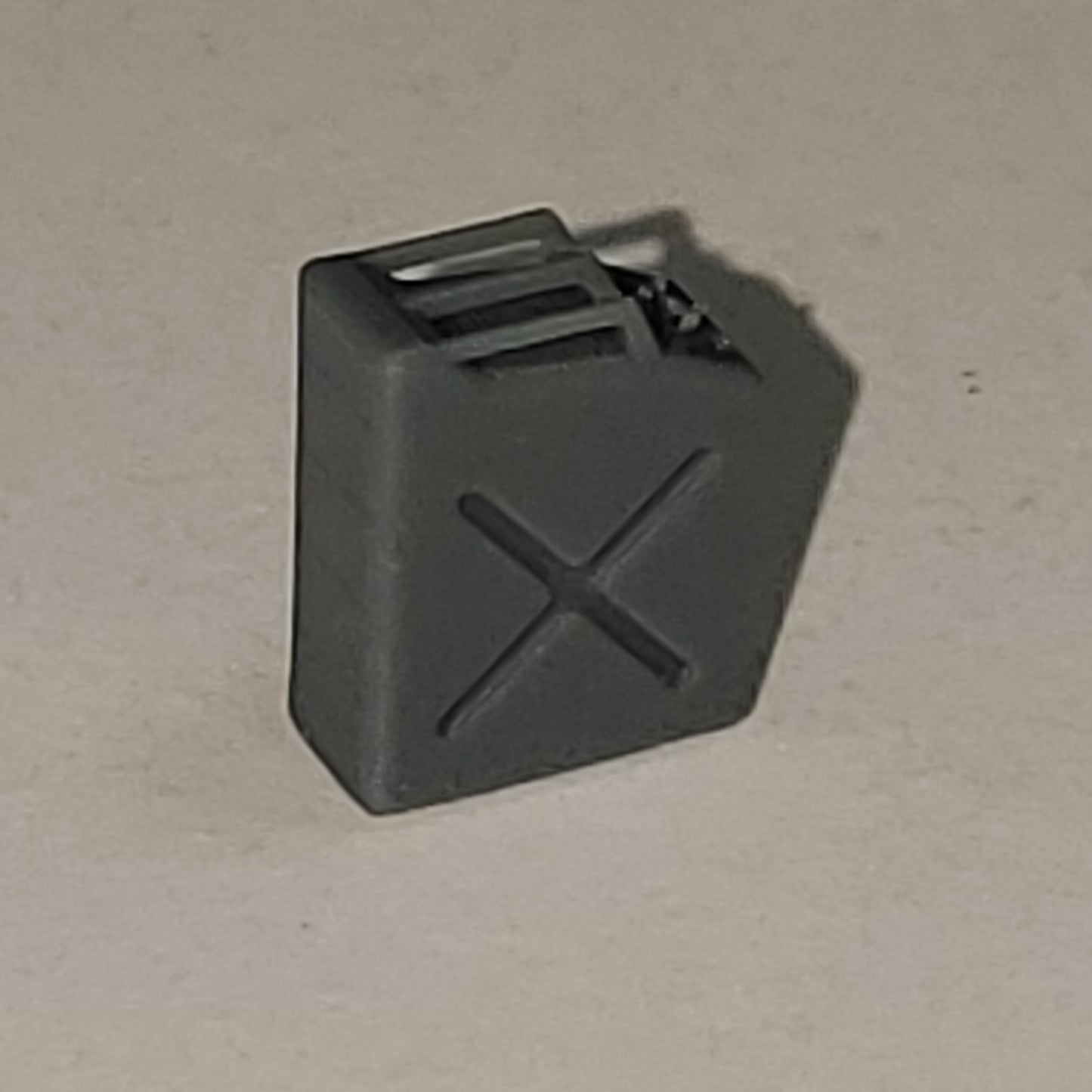 28mm Scale (1:56) WWII American Fuel Cans for Tabletop Wargaming – 12 Pack