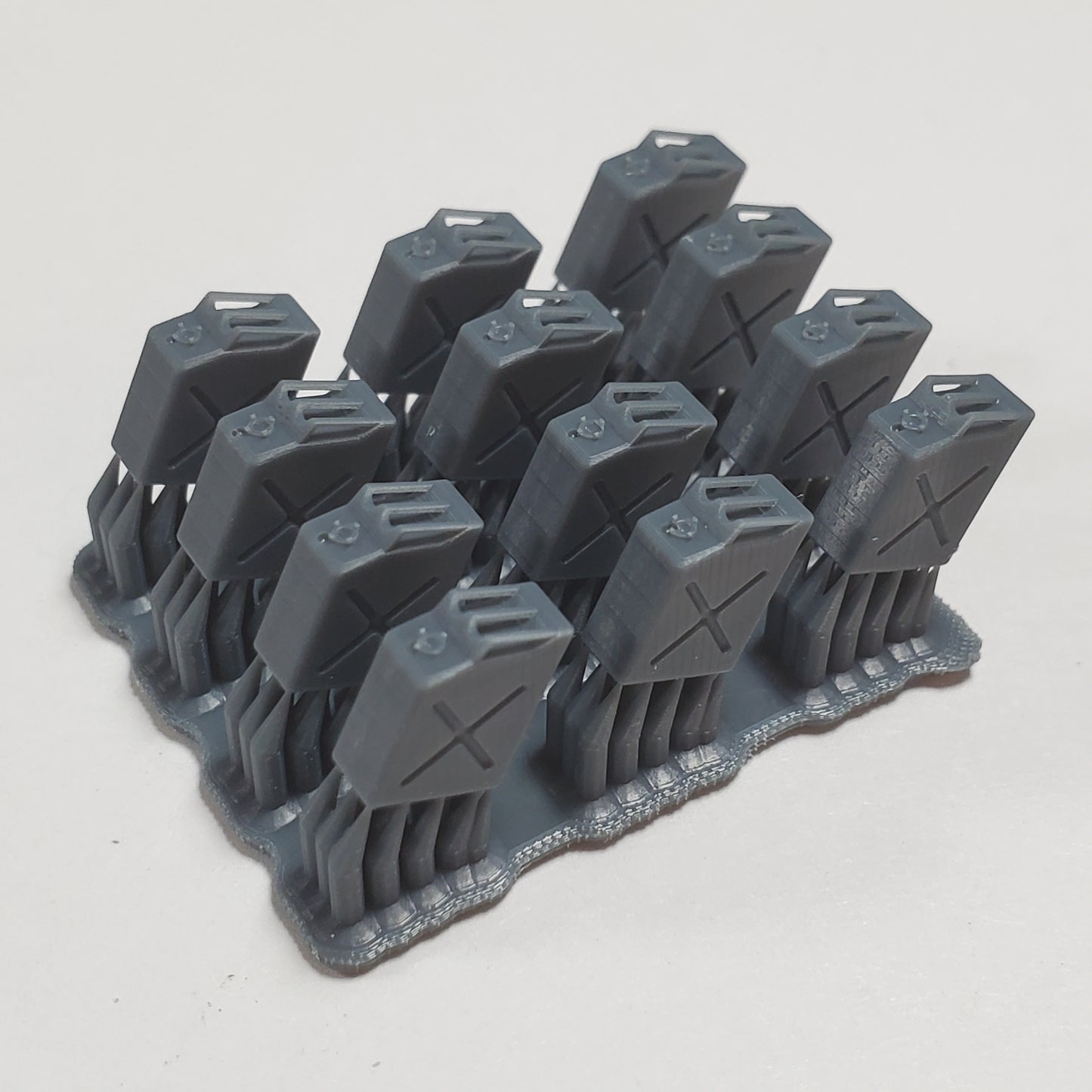 28mm Scale (1:56) WWII American Fuel Cans for Tabletop Wargaming – 12 Pack